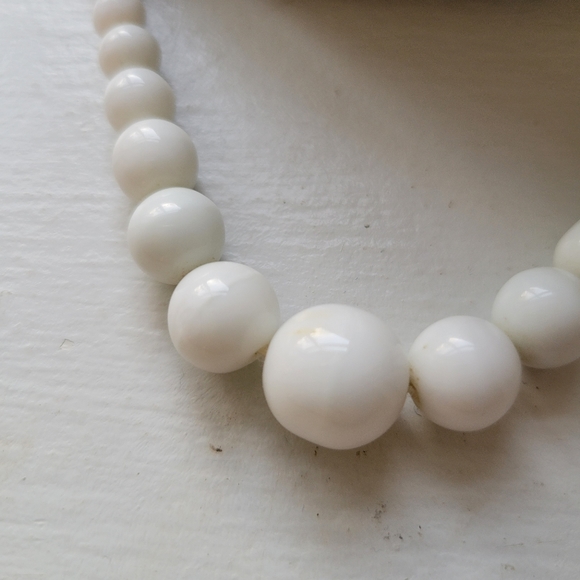 Jewelry Vintage Genuine White Coral Bead Necklace Graduated 15 Poshmark